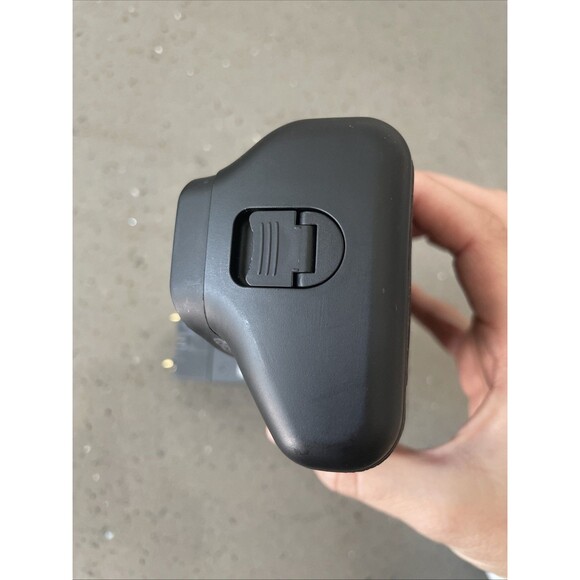 Vivitar Battery Grip VIV-PG-60D untested - Picture 10 of 11